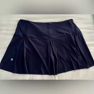 Size 10 Lululemon Skort in navy